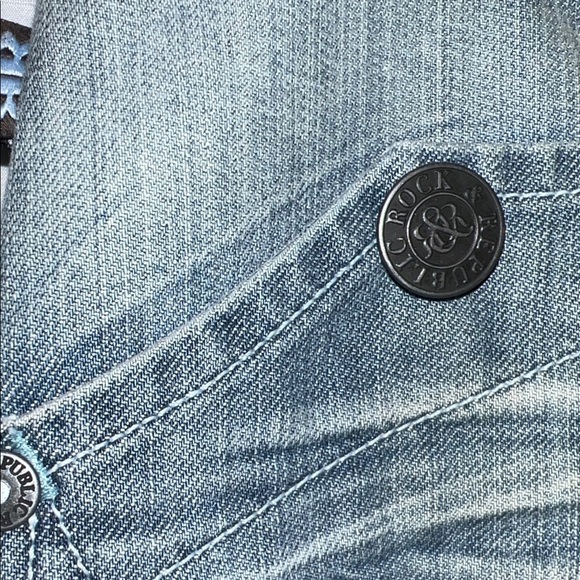 Rock & Republic Light Blue Flare Leg Jeans Size 32 - Picture 3 of 14